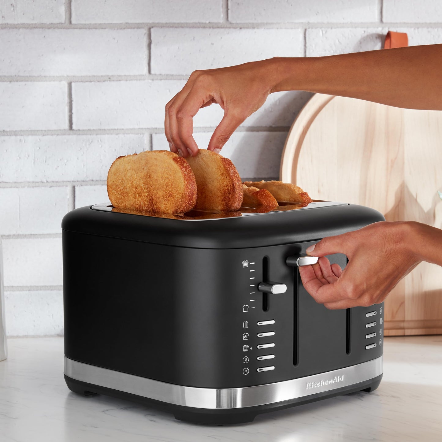 KitchenAid 4 Slice Toaster, KMT4109BM, Black Matte